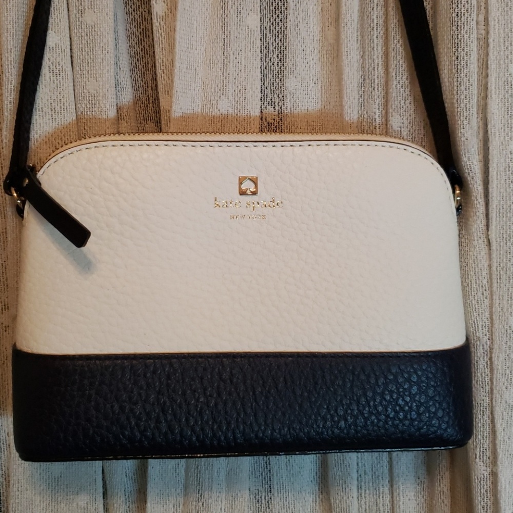 Kate Spade purse navy n cream